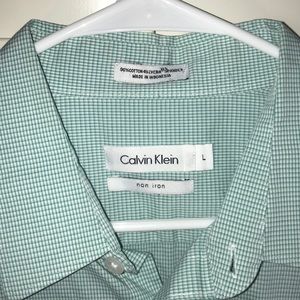 Calvin Klein Shirt. Men’s Large.